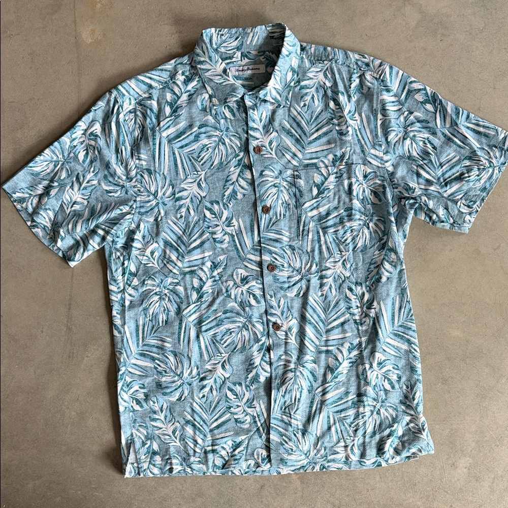 NWT Tommy Bahama shirt Men's Tropical size Medium
